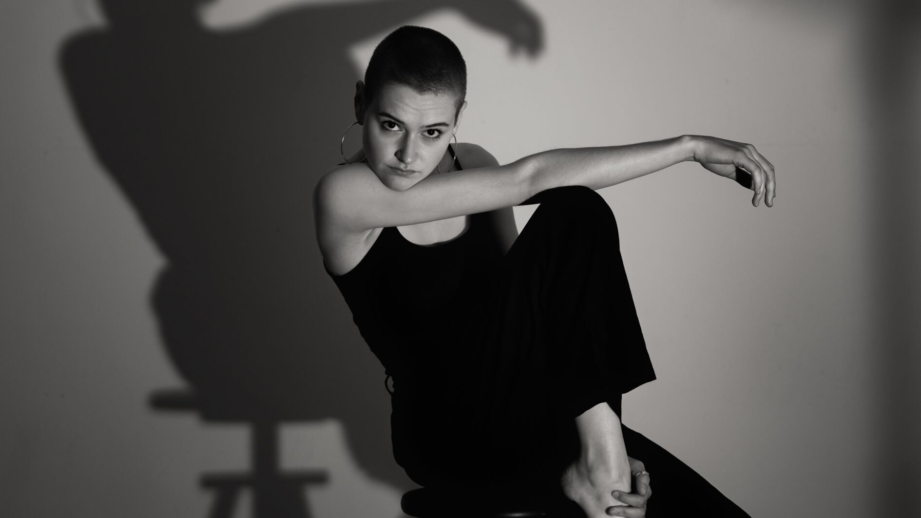 CHIARA … Shadow On The Wall … vom ersten Studioshooting, 2022, ep.2