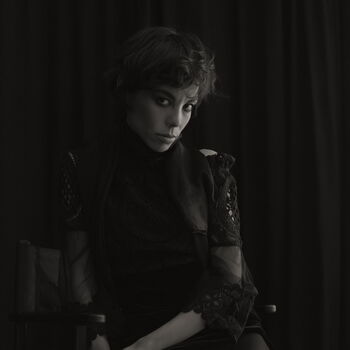 DORKA – Available Light im Studio … ep.18 @2025