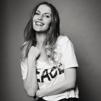 Julija Stoffersen … Wirbelwind. Von einem Studioshooting in @2014