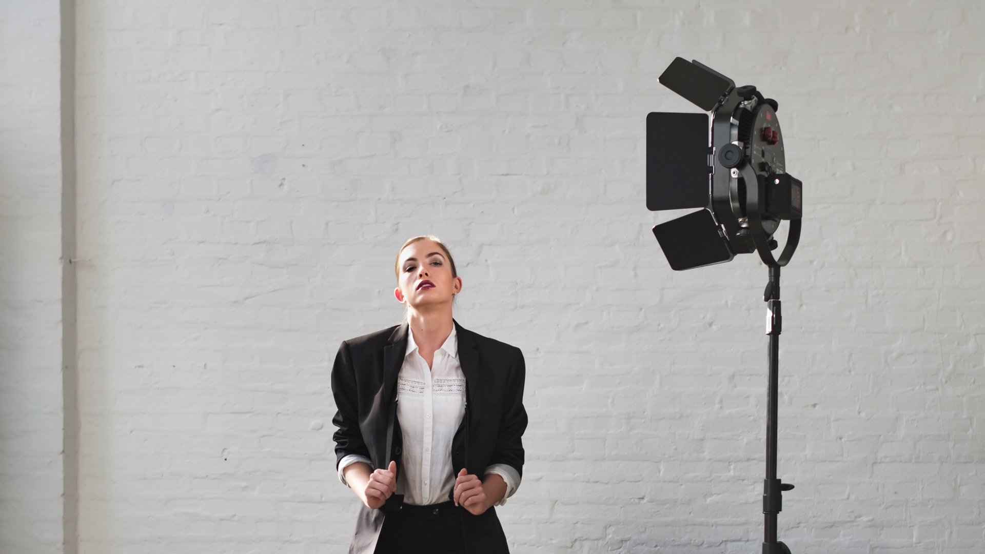 Model-Studioshooting mit Anna @Novembermond - 2018, Teil 1