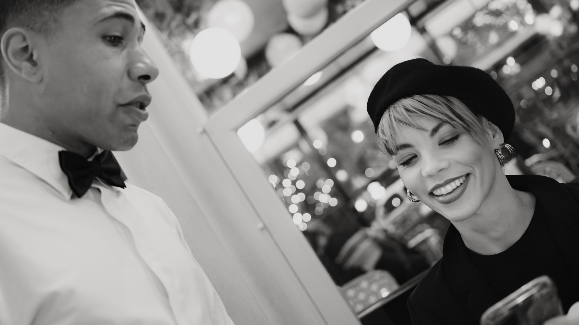 DORKA III - Dorka und ihre Kellner - Paris @2026