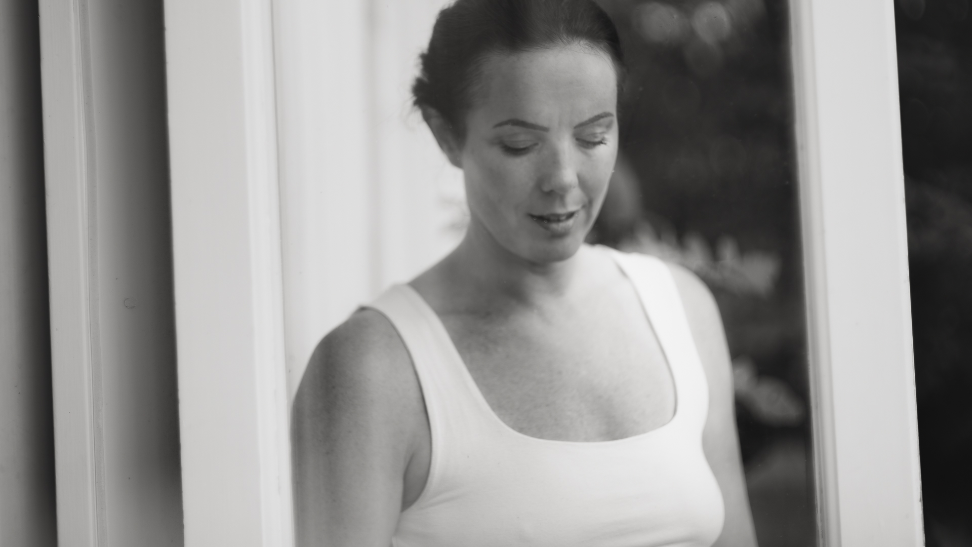 Susanna … von einem Outdoor-Shooting, – alles mit dem Biotar« 75mm/f1.5 … Schweden @2025